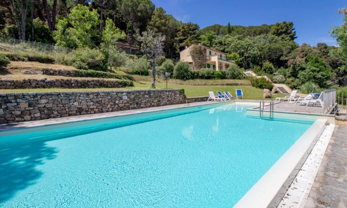 Bagno-Sprizze Apartment | VILLA LE SPRIZZE - LE SPRIZZE B