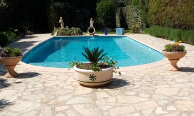 Lorgues Villa | Villa 'Le Thoronet' with Private Pool, Wi-Fi and Air Conditioning