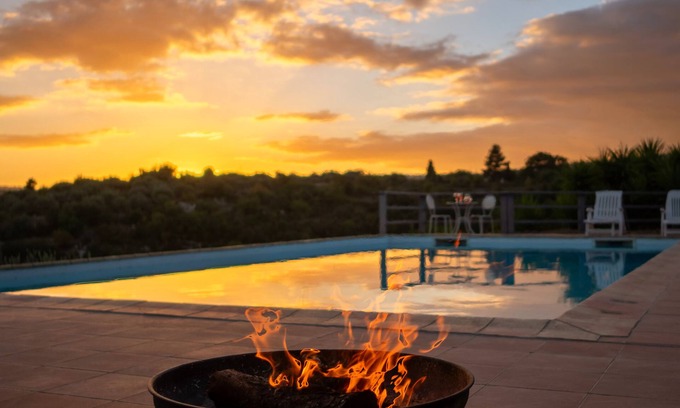 Ferla Villa | Villa Lenzo, an oasis of peace on the Anapo Valley.