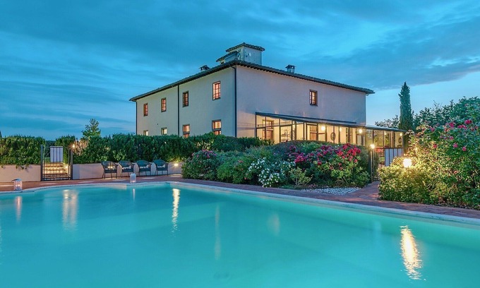 Le Piazze Villa | VILLA LEOPOLDINA - Nine Bedroom Villa, Sleeps 18