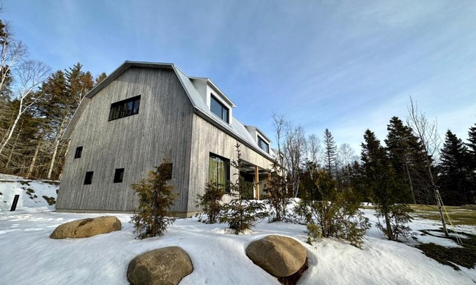 La Malbaie Villa | Villa Les Flots: Breathtaking view of St Lawrence