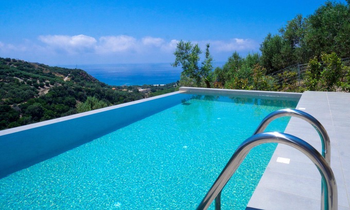 Sfinari Villa | Villa Levande, a sea view 2-bedroom Villa with private pool near the beach