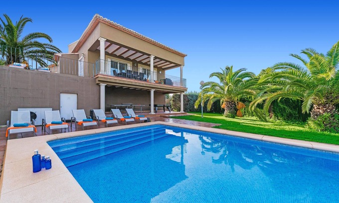 Tarraula Villa | Villa Limones by Villa Plus