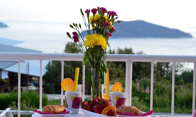 Brsecine Villa | Villa Lina - Five Bedroom Villa with Terrace and Sea View