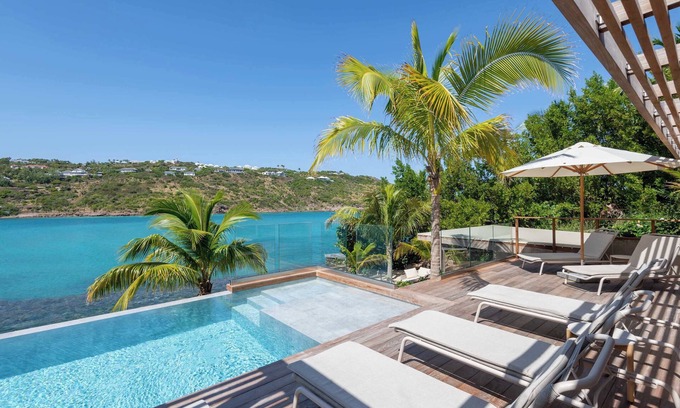 Marigot Villa | Villa Linda in Marigot by Personal Villas - Breathtaking View of the Lagoon