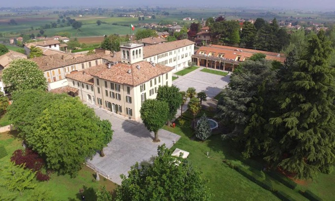 Montebello della Battaglia House | Villa Lomellini