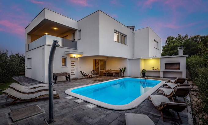 Srima House | Villa Loreta (V6901-K1) - Srima (Vodice)