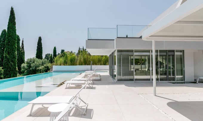 Kontokali Villa | Villa Loretta - Seven Bedroom Villa, Sleeps 14