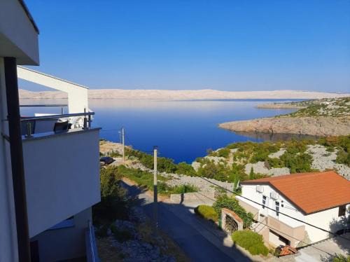 Cesarica Apartment | Villa Luce Apartment House