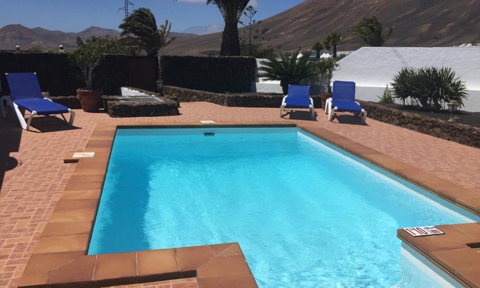 Macher Villa | Villa Lucky - Heated Pool