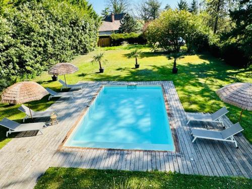 Treuzy-Levelay Villa | Villa Luxe Piscine Jacuzzi Barbecue Vue imprenable - Domaine de Montaubois - Groupes et familles - 15 personnes