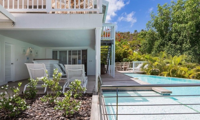 Anse de Lorient Villa | Villa Luz by Fantasia Villas