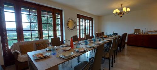 Saint-Michel-Tubœuf House | Villa Maëlla - 2 gîtes - jardin, piscine et SPA privés
