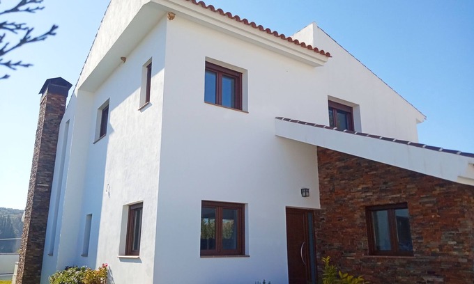 Loja House | Villa Madodos. A special and versatile accommodation.