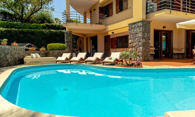 Aci Sant'Antonio Villa | Villa Magdalena - Exclusive Stay