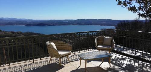 Massino Visconti Bed & Breakfast | Villa Magnolia BB, Lago Maggiore (Massino Visconti, Italy)