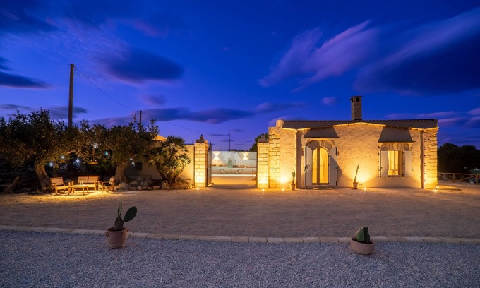 Menfi Villa | Villa Mamma Pina - Elegant, brand new, private pool, panorama, vegetable garden