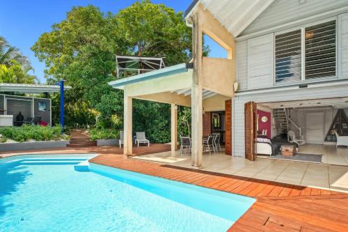 Dampierre Villa | Villa Manguier