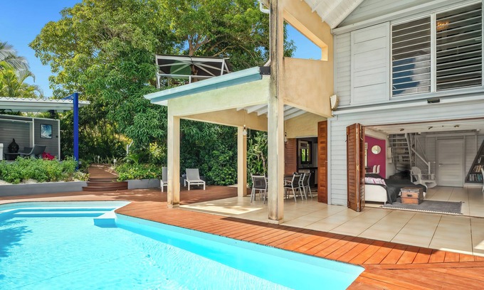 Dampierre Villa | Villa Manguier, unexpected cabin in the Mango tree