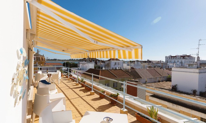 Vila Real Santo Antonio House | Villa Marquez