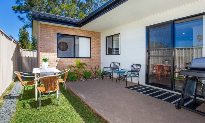Culburra Beach Villa | Villa Mare - 4 Mins to Beach