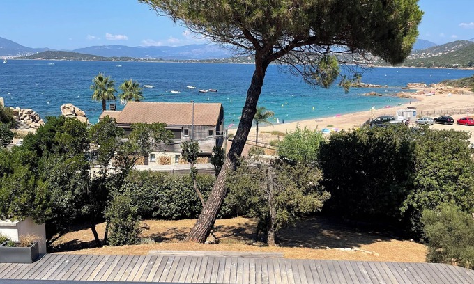 Verghia Villa | VILLA Mare é Sole. Sea view. Beach walk 50m with infinity pool