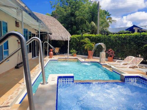 Ricaurte Villa | Villa Marfelia Spa