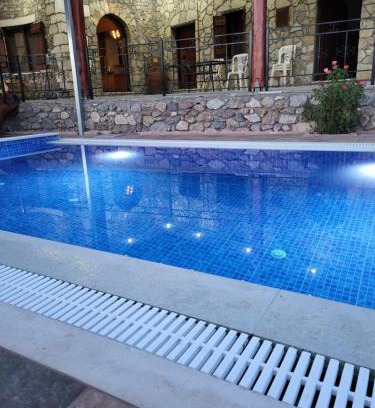 Skourvoula House | Villa Maria Christina