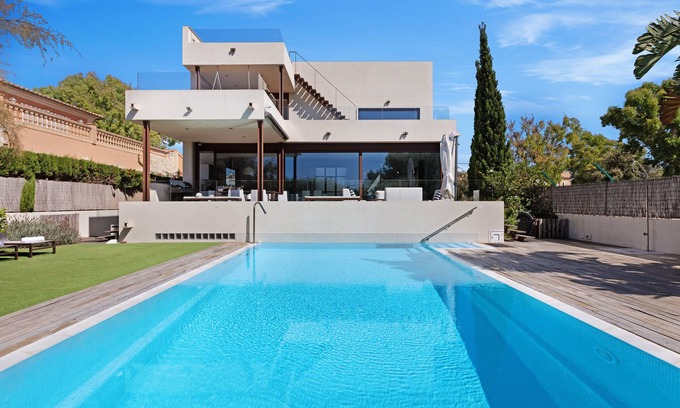 Palma de Mallorca Villa | Villa Marina Cristal Minimalist BBQ Beach of Palma, heated pool optional