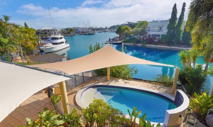 Cullen Bay House | Villa Marina Darwin: 4 bed, 3 bath w/Pool+Cinema!
