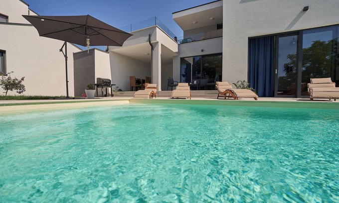 Mugeba Villa | Villa Martin Noel. Perfect retreat for those looking for peace and relaxation.