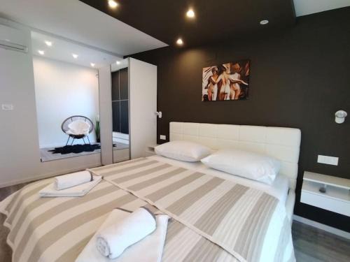 Kraljevica Villa | Villa Martina Elegant Maisonette
