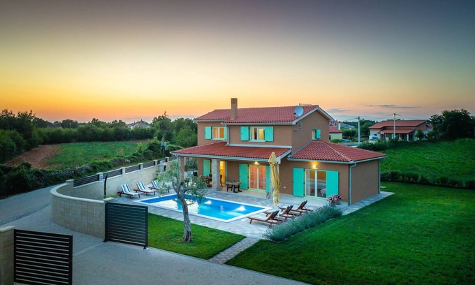 Orbanici Villa | Villa Matea with private pool