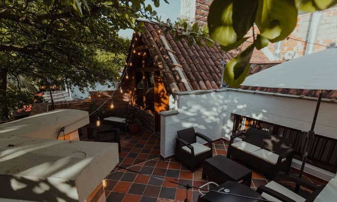 Astorga House | Villa Medayork in the heart of El Poblado, Medellin