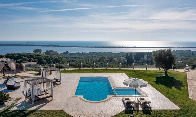 Dafnata Villa | Villa Mediterranean View