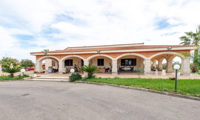 Province of Lecce Villa | Villa "Melograno" with Shared Pool & Wi-Fi