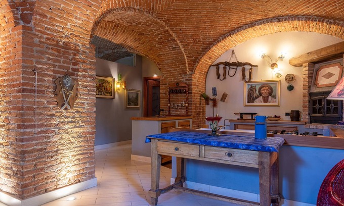 Casale Monferrato House | Villa Mery
