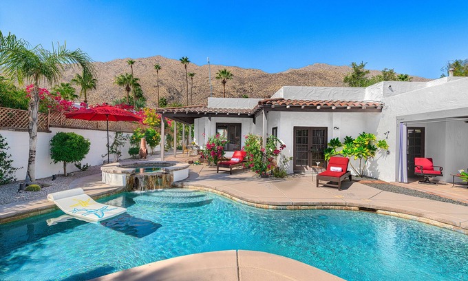 The Mesa House | Villa Mesa! Private Oasis! 3 bed/3 bath! Pool! Spa! Fireplace! Mtn View!