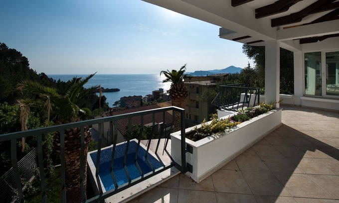 Sveti Stefan House | Villa Mia (V5231-K1) - Sv. Stefan