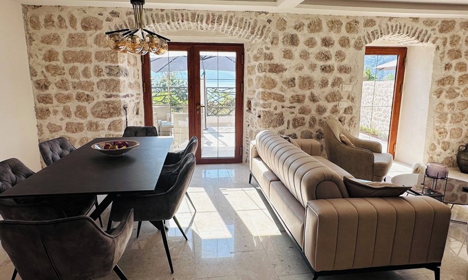 Ljuta Villa | Villa Milica from the 18. century in marvelous Ljuta, Kotor
