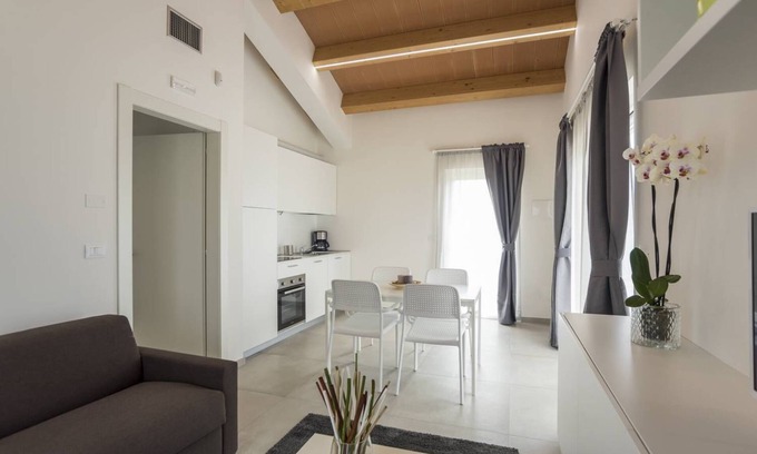 Notaresco House | VILLA MILLI- Gran Sasso apartment