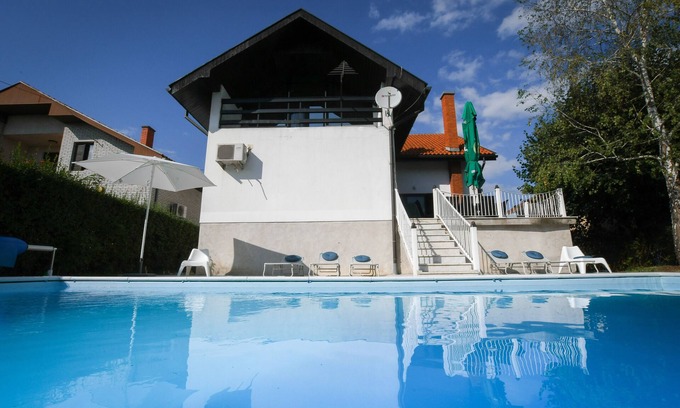 Kladovo House | Villa Mina- feel at home