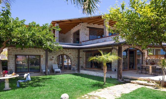 Marathi Villa | Villa Minoa With Small Private Beach And Surprising Sea and Mountain Views