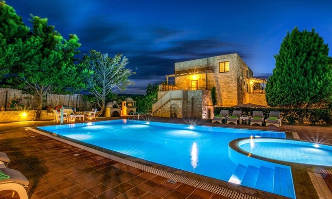 Kato Gouves Villa | Villa Minos by Villa Plus