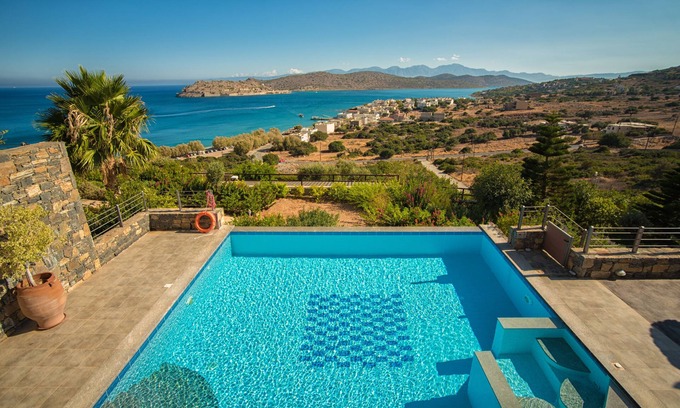 Elounda Villa | Villa Mirabello 3 bedroom villa - 200m from the beach
