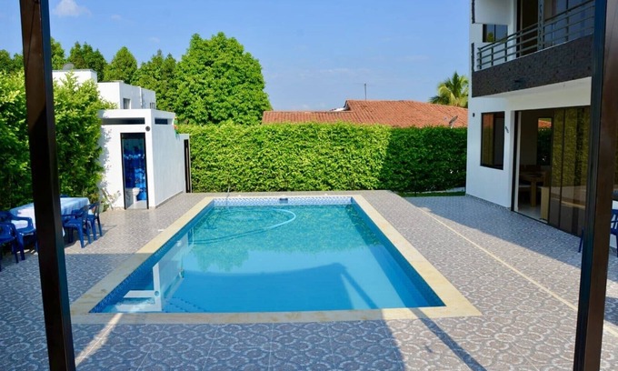 Ricaurte Villa | Villa Moderna para Descansar