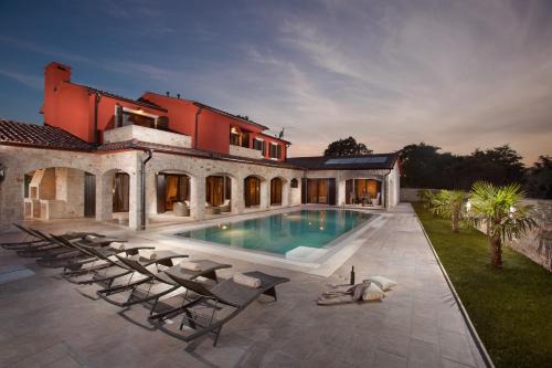 Jursici Villa | Villa Monaco