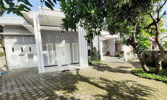 Prigen Hotel | Villa Monesa Tretes