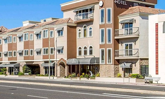 San Bruno Hotel | Villa Montes Hotel, Ascend Hotel Collection