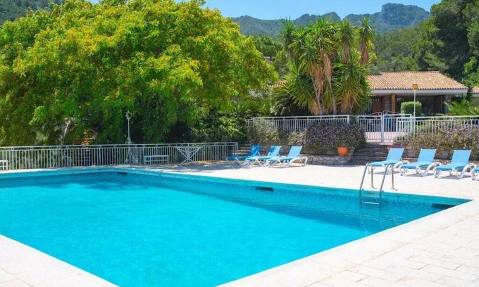 Favara Villa | Villa Montgrau